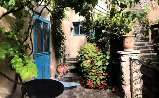 Charmante Maison De Village à Fontaine-de-vaucluse