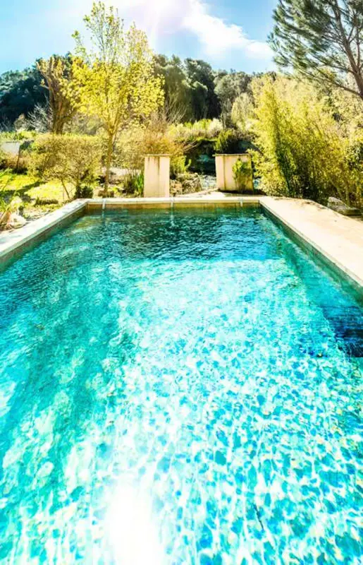 Maison Avec Piscine En Bord De Rivière