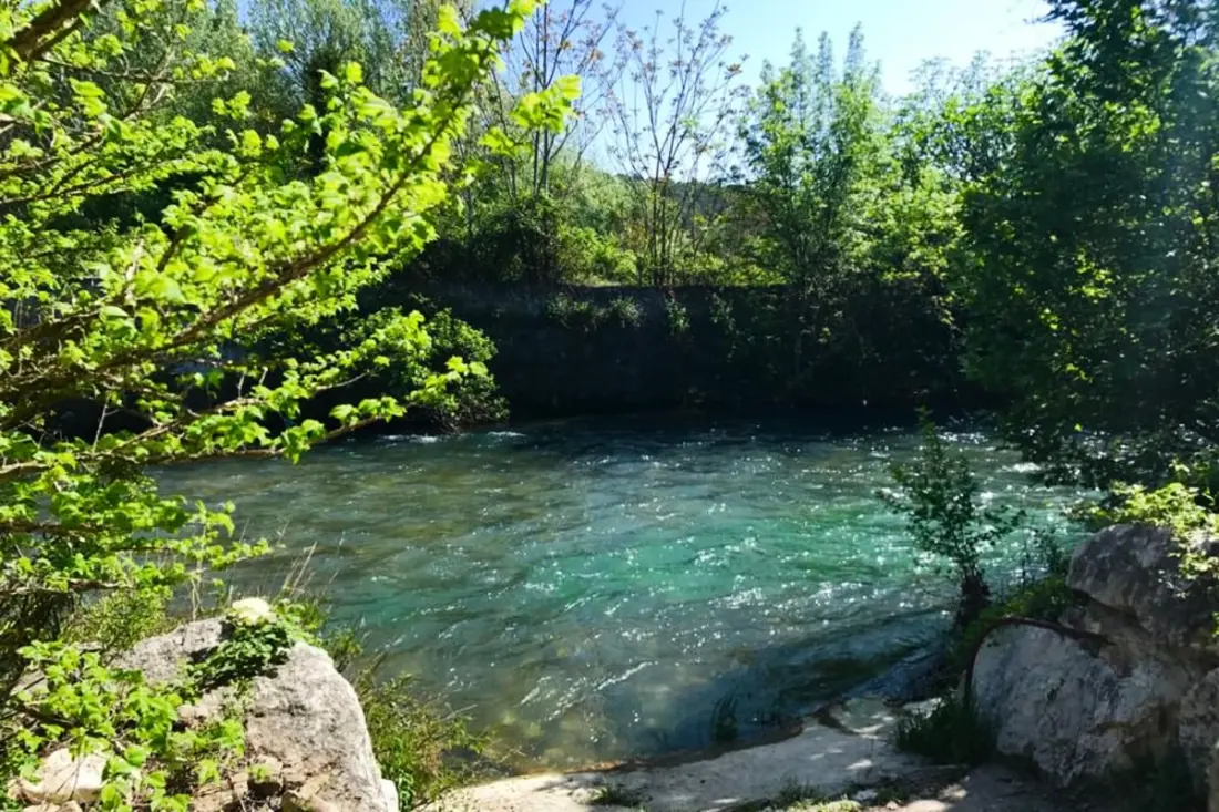 Maison Avec Piscine En Bord De Rivière