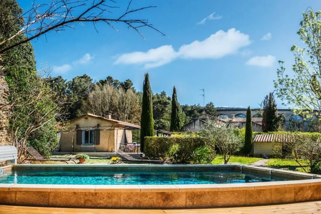 Maison Avec Piscine En Bord De Rivière
