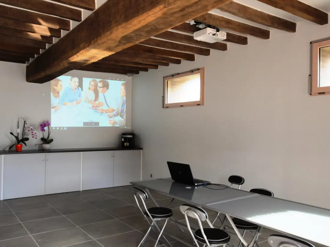 Maison de Vacances Fontaine-les-Grès 2