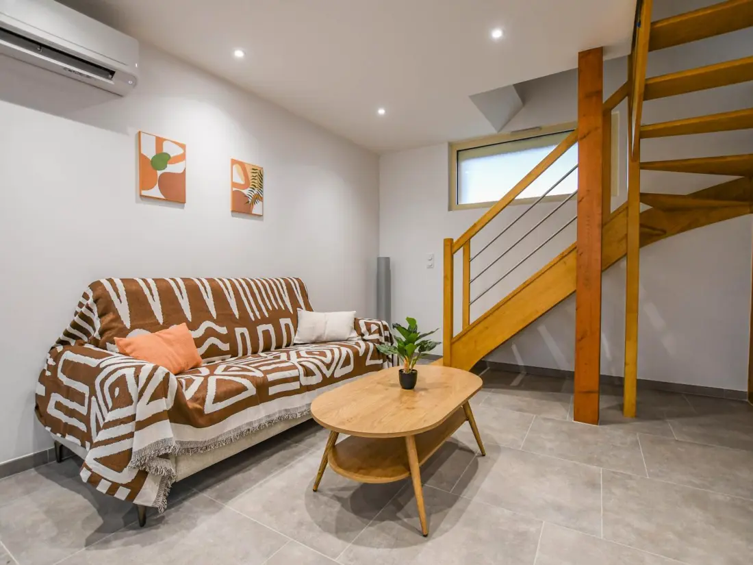 Maison de Vacances Fontaine-les-Grès 5