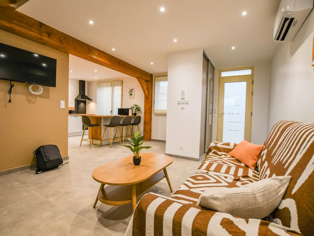 Maison de Vacances Fontaine-les-Grès 5