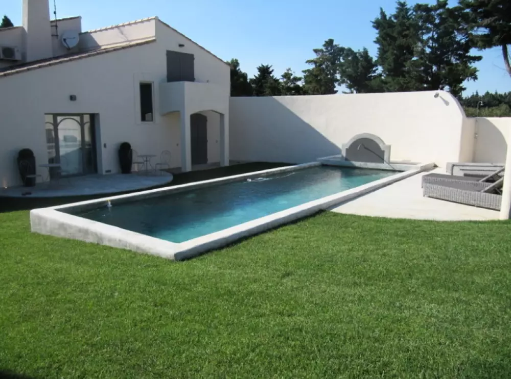 Villa 6 pièces 10 pers piscine