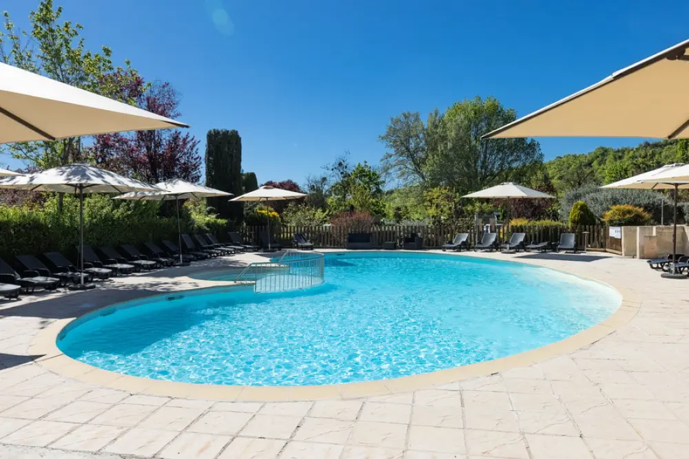 Camping Les Routes de Provence 3 étoiles★★★