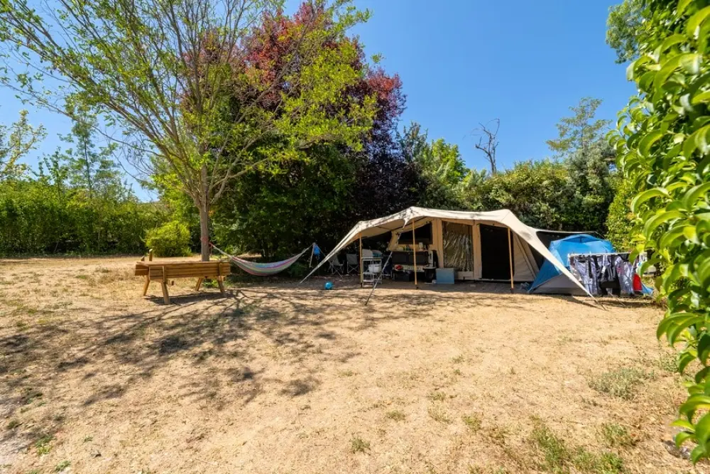 Camping Les Routes de Provence 3 étoiles★★★