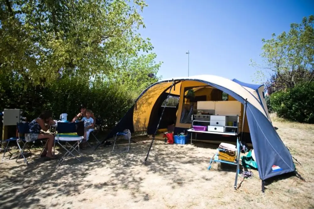 Camping Les Routes de Provence 3 étoiles★★★