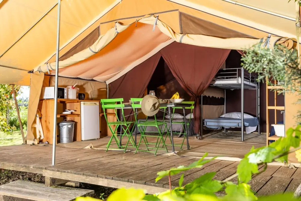 Camping Les Routes de Provence 3 étoiles★★★