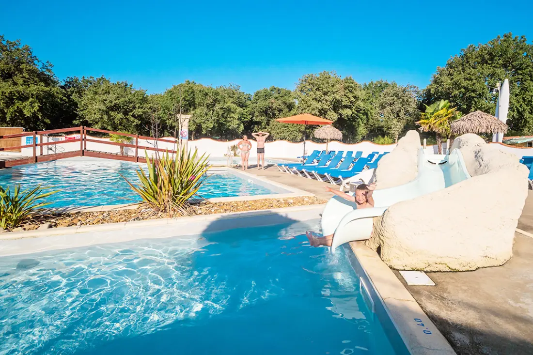 Camping Domaine les Charmilles
