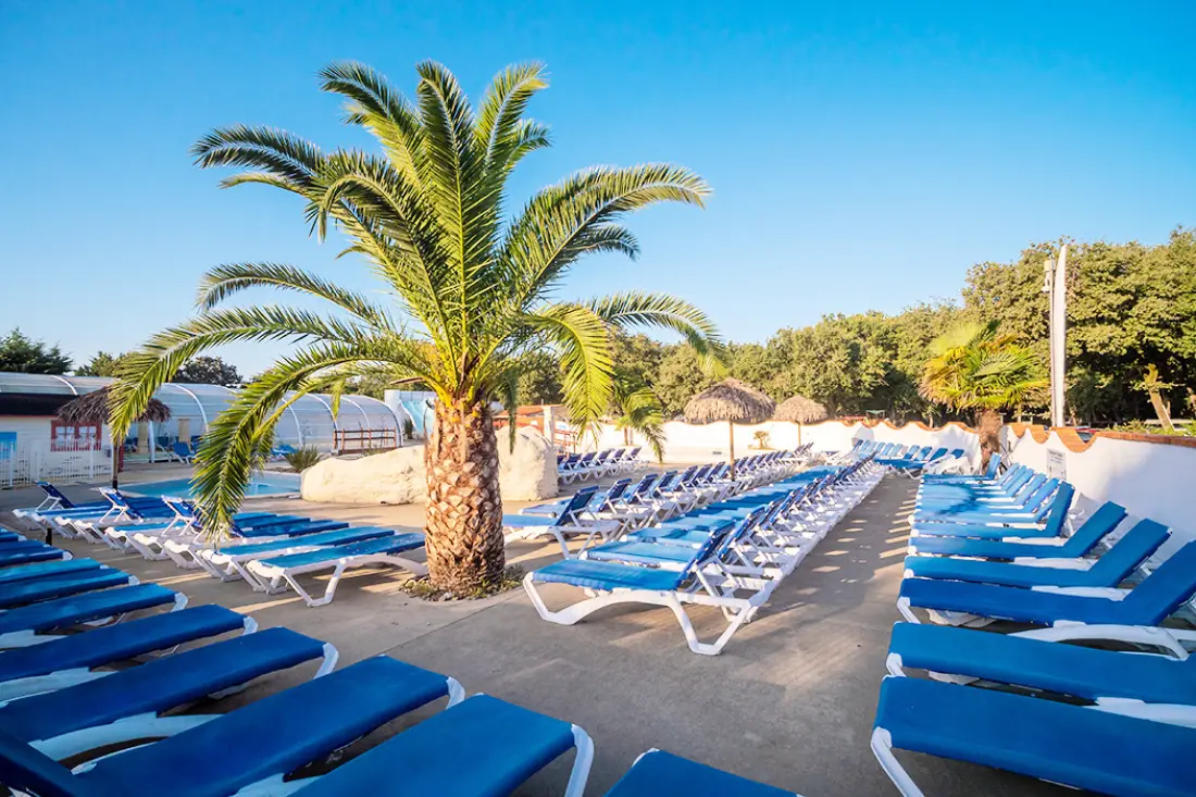 Camping Domaine les Charmilles