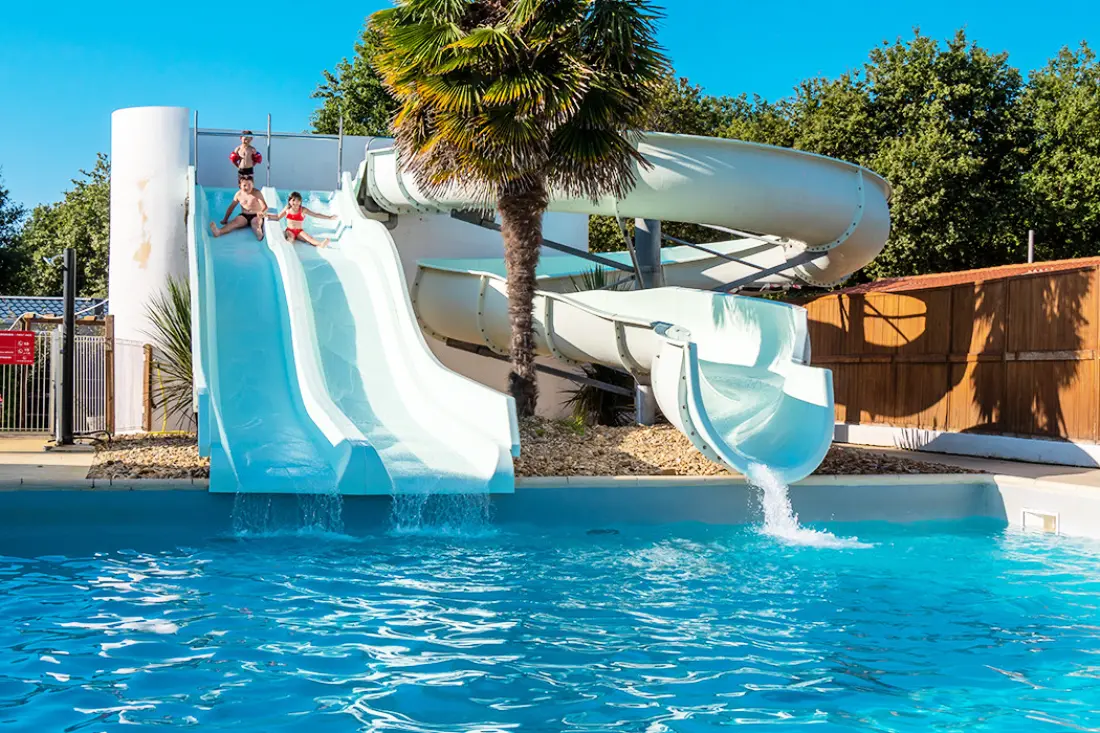 Camping Domaine les Charmilles
