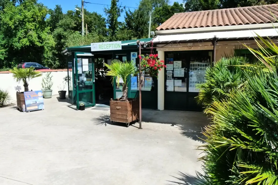 Camping Domaine les Charmilles 4 étoiles★★★★
