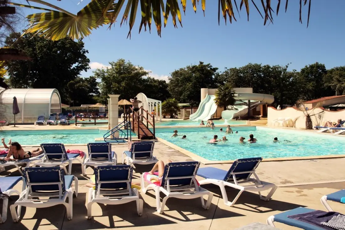 Camping Domaine les Charmilles 4 étoiles★★★★