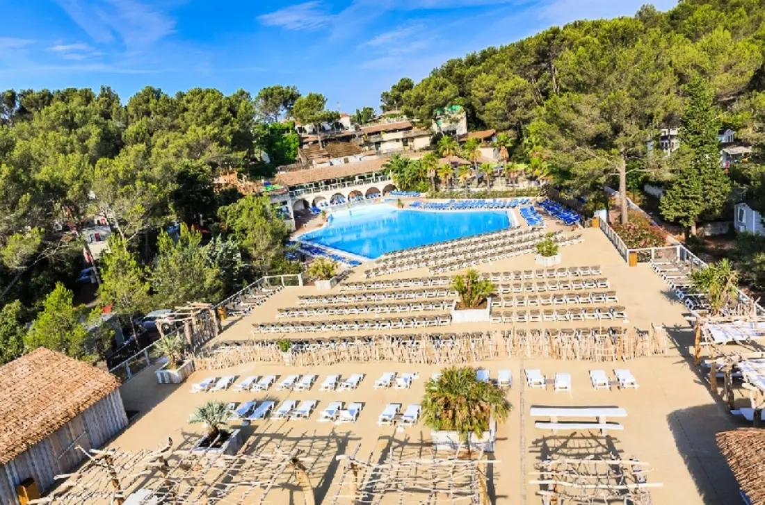 Camping  Holiday Green 5 étoiles★★★★★