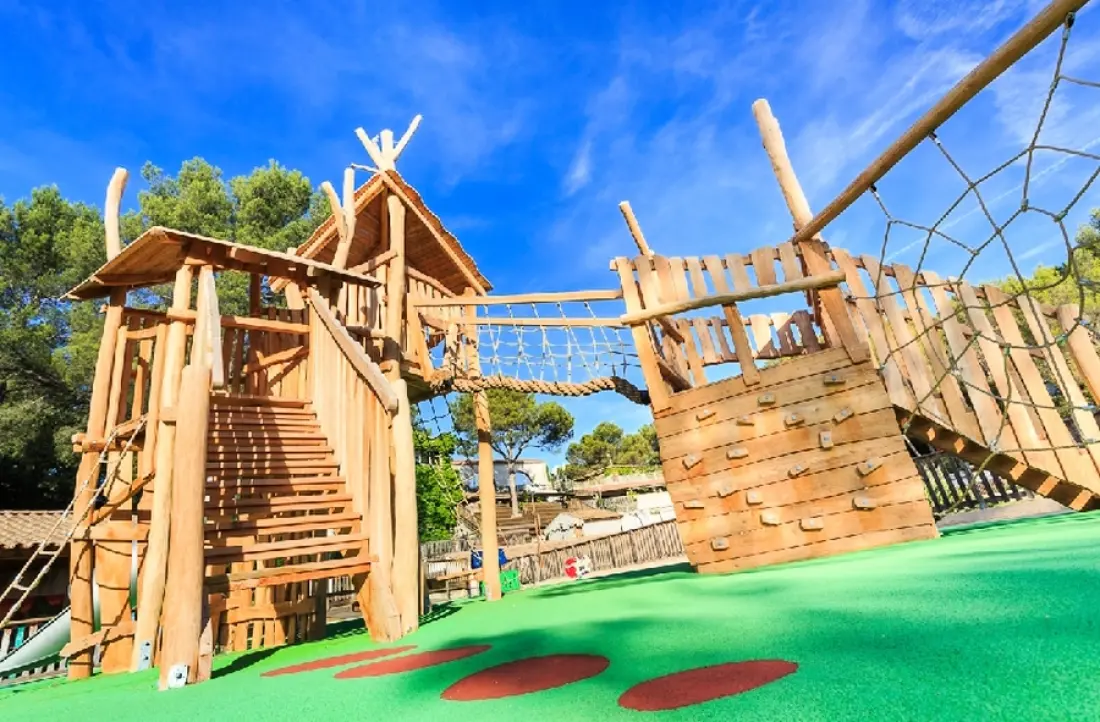 Camping  Holiday Green 5 étoiles★★★★★