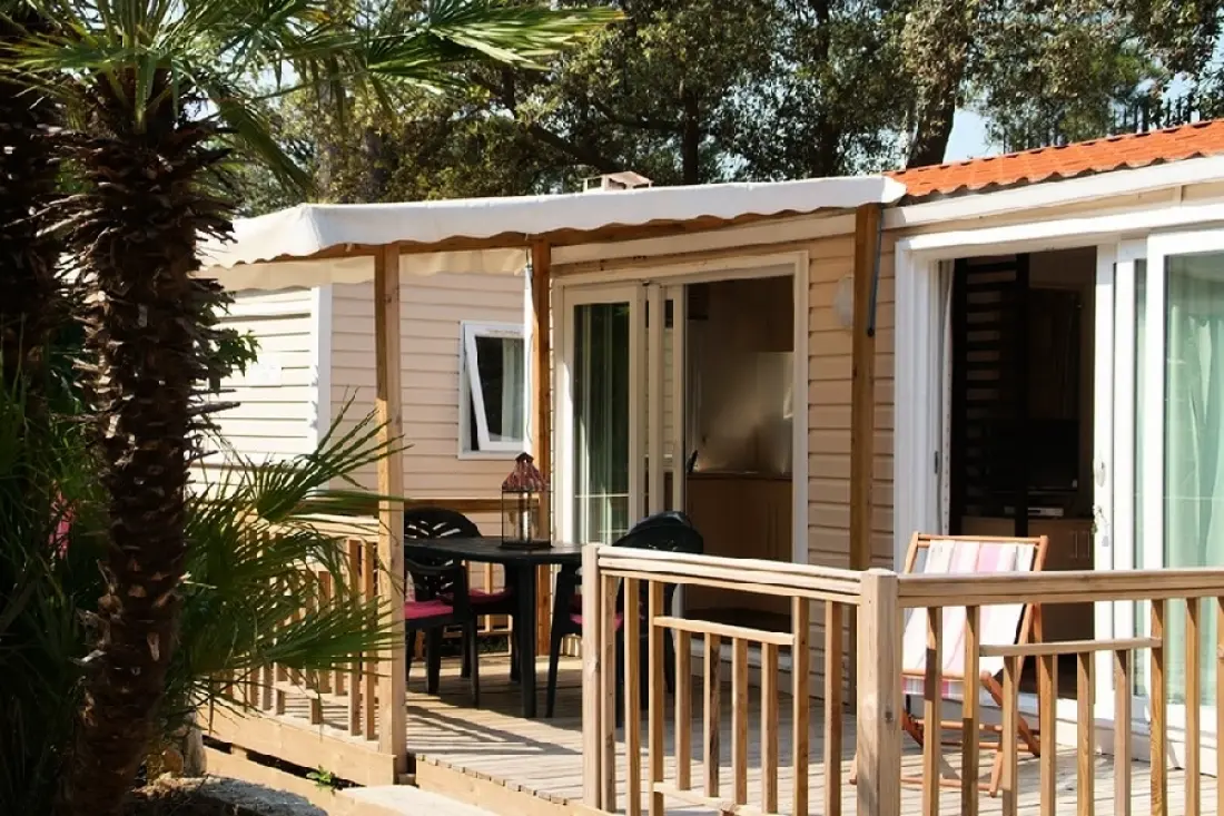 Camping  Holiday Green 5 étoiles★★★★★