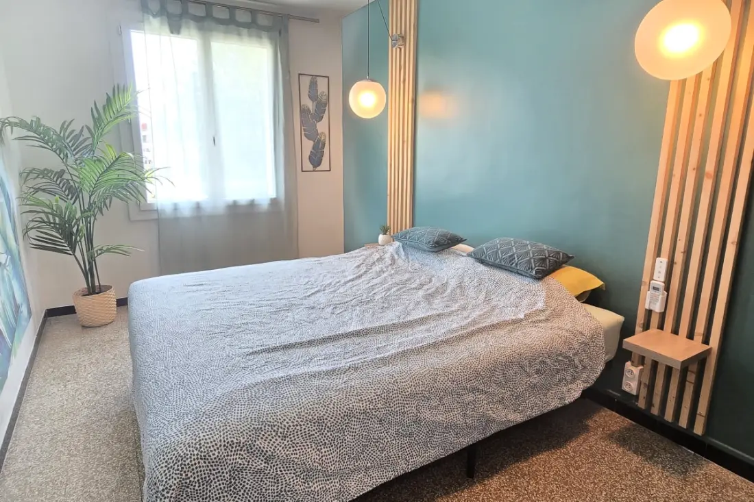 Appartement à Fréjus Proche Plage Avec Balcon