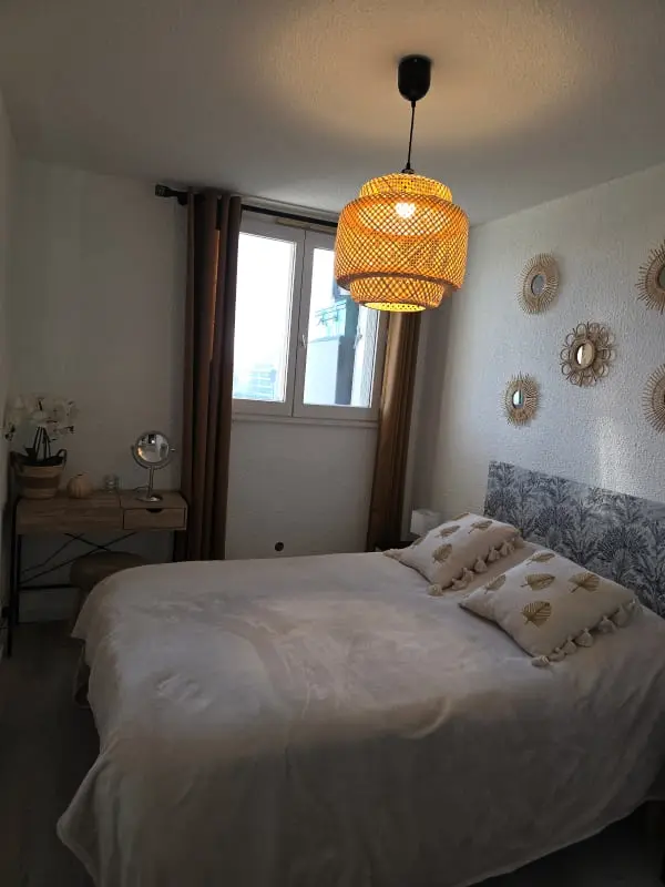 Appartement Avec Vue Et Terrasse à Fréjus