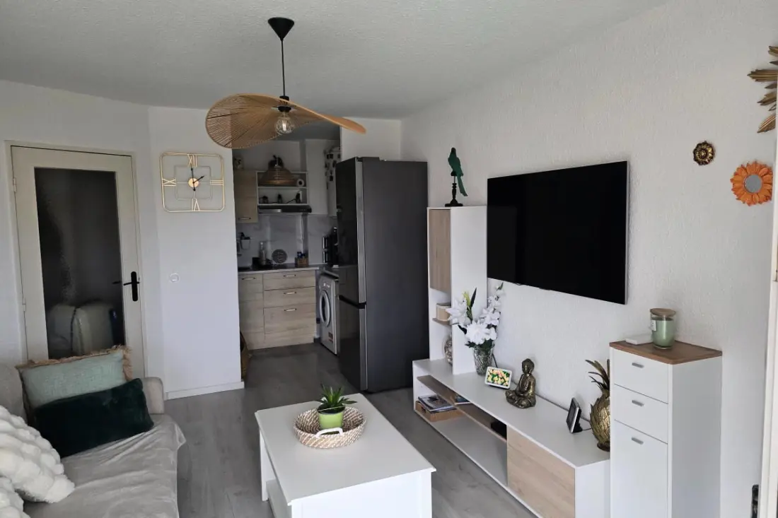 Appartement Avec Vue Et Terrasse à Fréjus