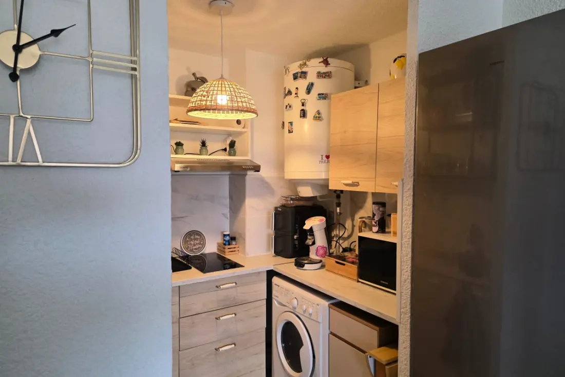Appartement Avec Vue Et Terrasse à Fréjus
