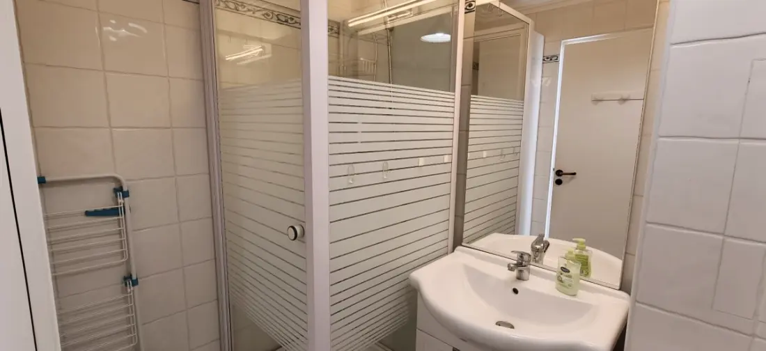 Appartement Calme Avec Balcon Et Piscine