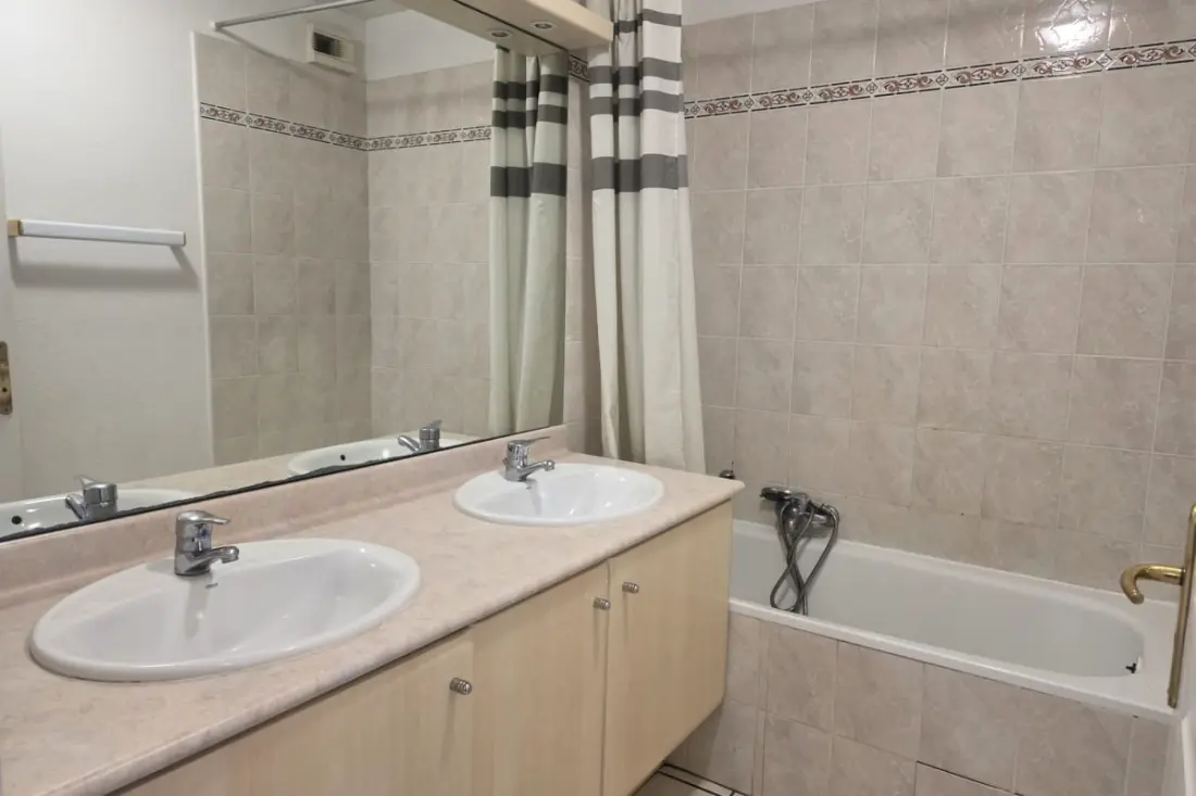 Appartement Climatisé, Piscine Près Des Calanques