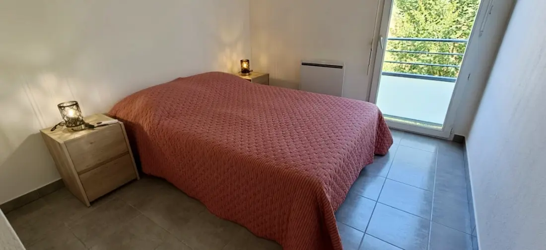 Appartement Refait à Neuf Avec Piscine Et Terrasse