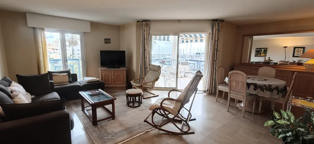 Appartement Vue Mer Sur La Marina De Fréjus