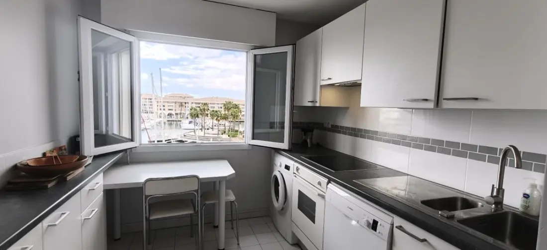 Appartement Vue Mer Sur La Marina De Fréjus
