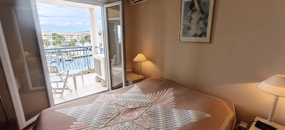 Appartement Vue Mer Sur La Marina De Fréjus