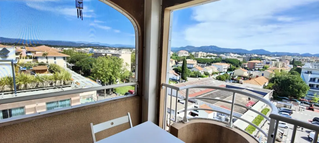 Votre Studio Avec Balcon Tout Près Plage !