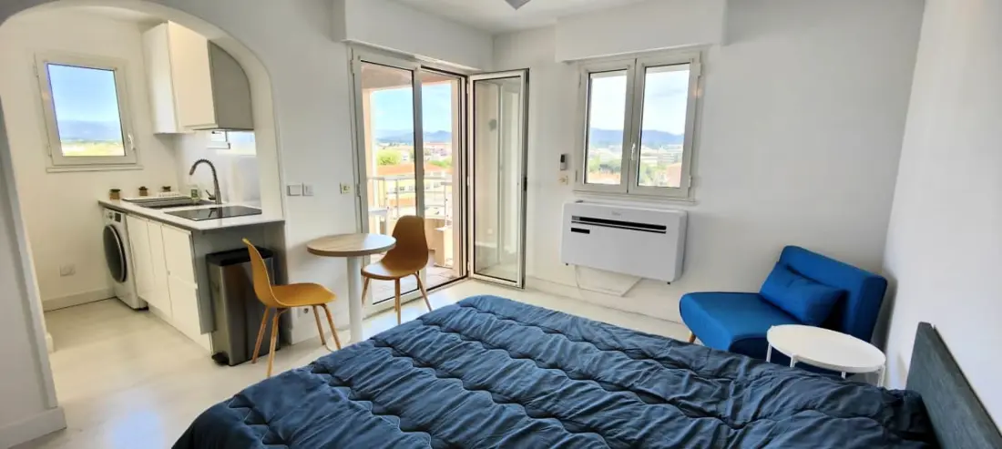 Votre Studio Avec Balcon Tout Près Plage !