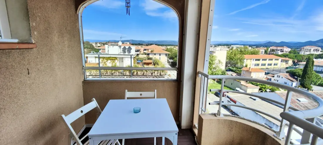 Votre Studio Avec Balcon Tout Près Plage !
