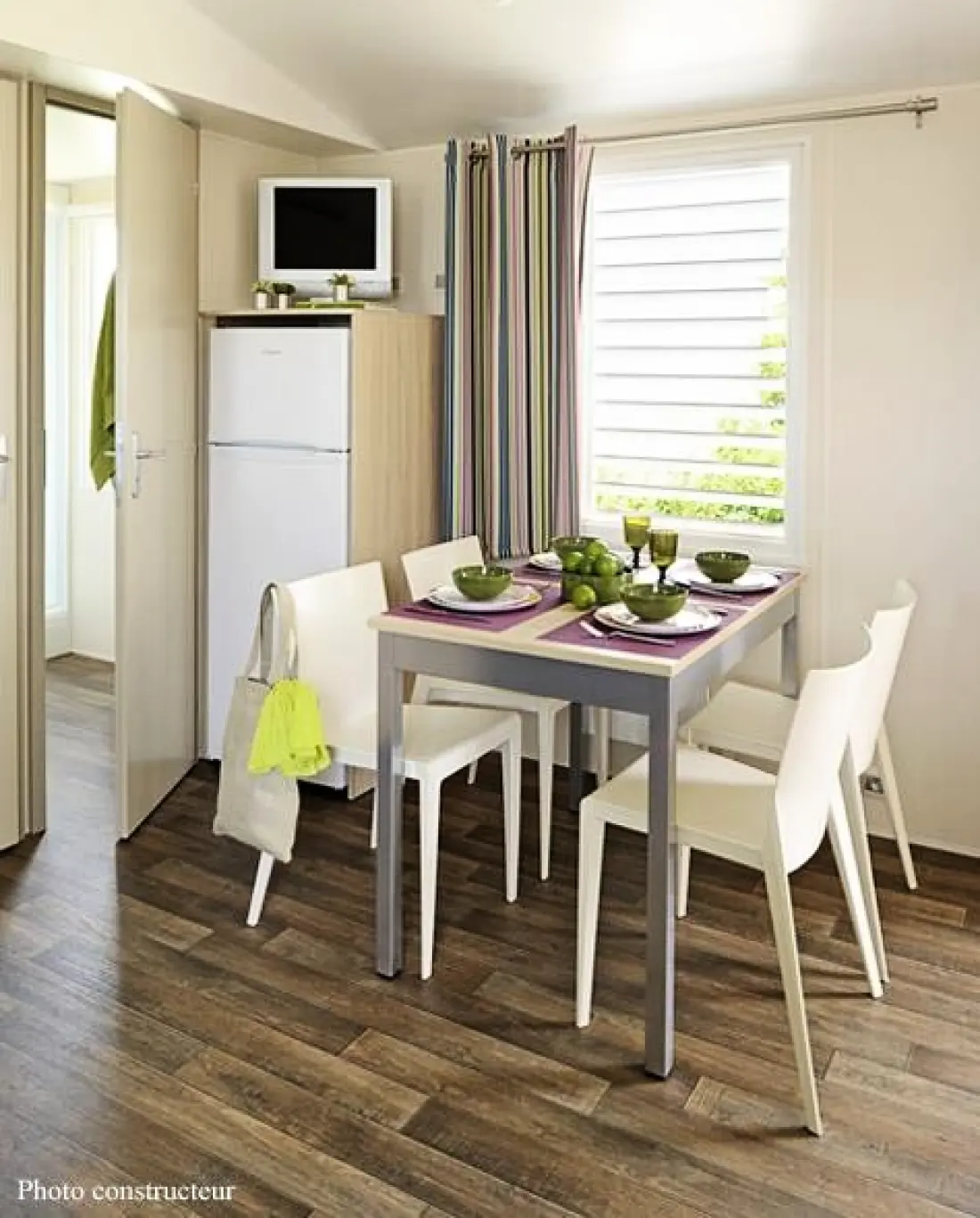 Camping  Holiday Green 5 étoiles★★★★★