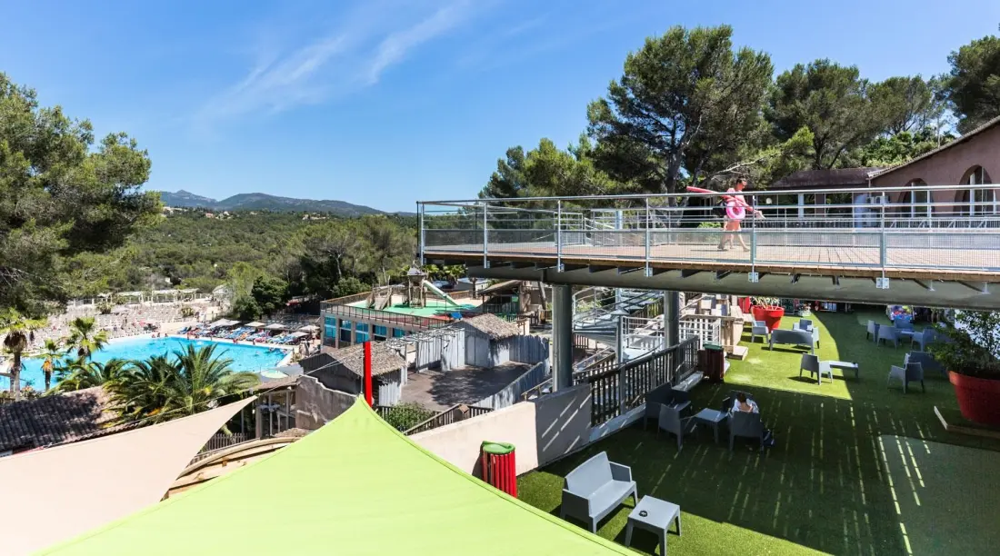 Camping  Holiday Green 5 étoiles★★★★★