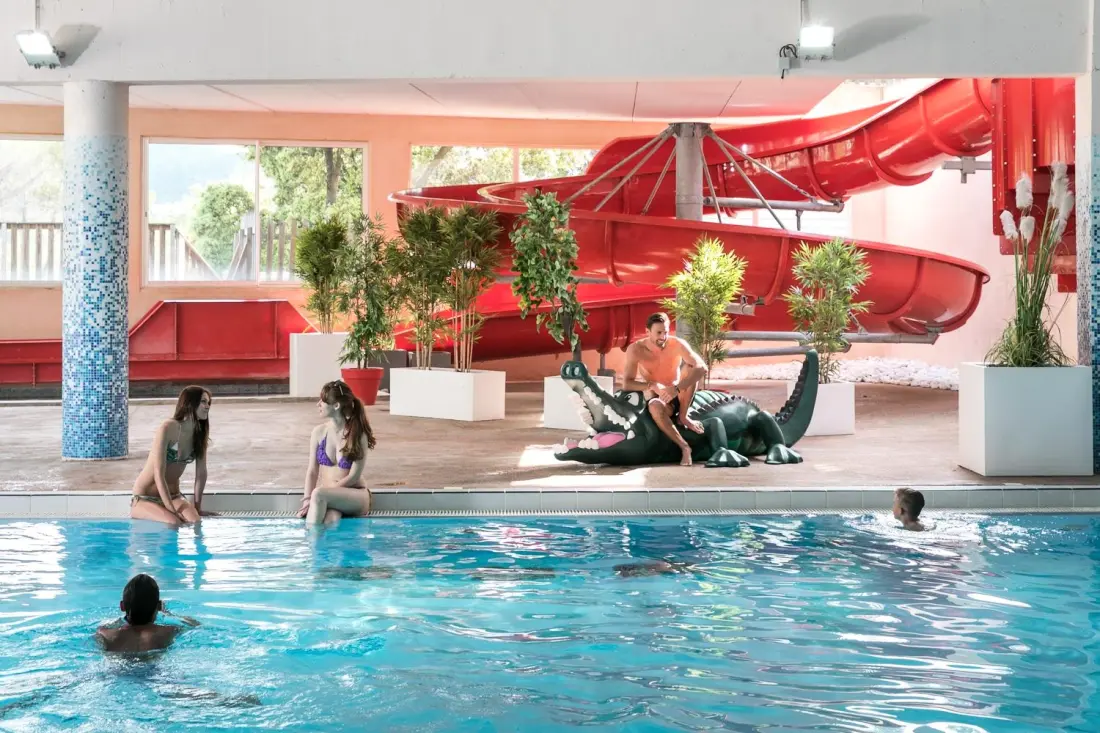 Camping  Holiday Green 5 étoiles★★★★★