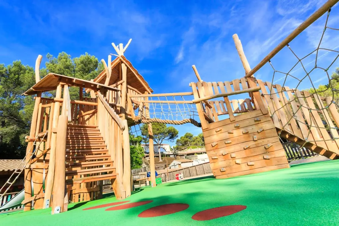 Camping  Holiday Green 5 étoiles★★★★★