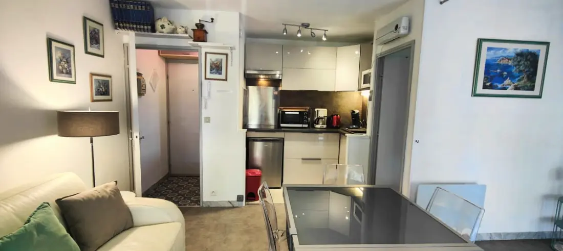 Joli Studio Familial Proche De La Plage Fréjus