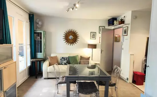 Joli Studio Familial Proche De La Plage Fréjus