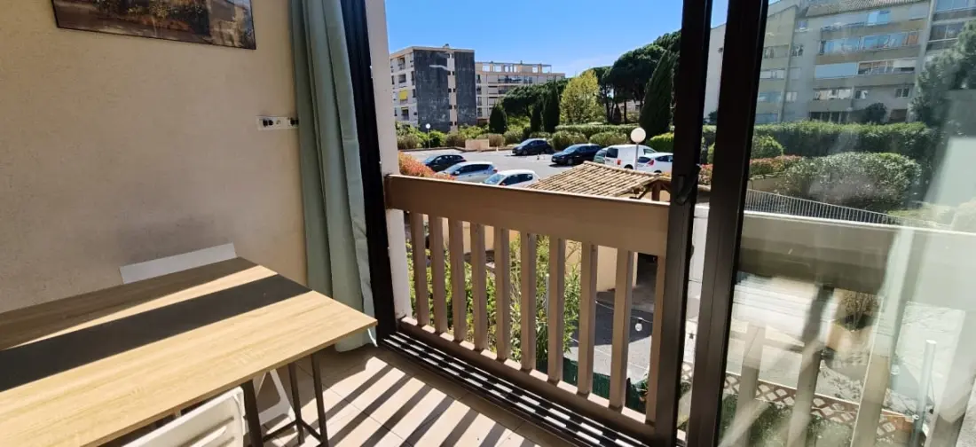 Lumineux Studio Avec Balcon, Piscine &amp; Parking