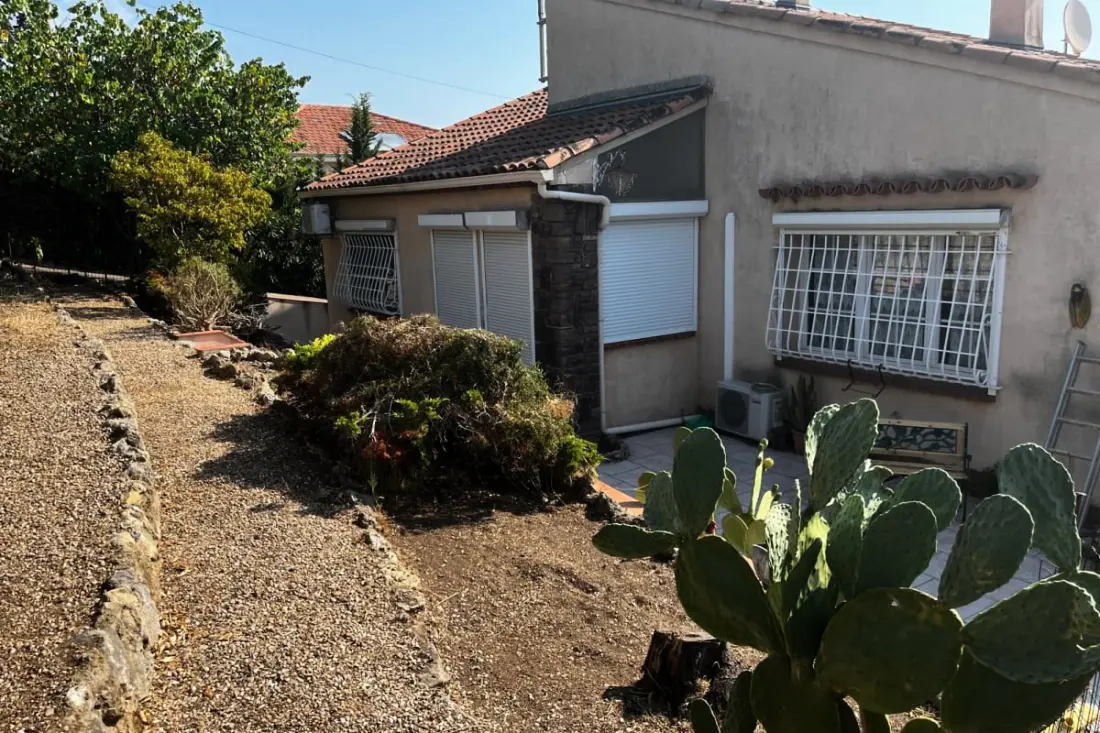 Maison Avec Piscine Et Vue Imprenable à Fréjus