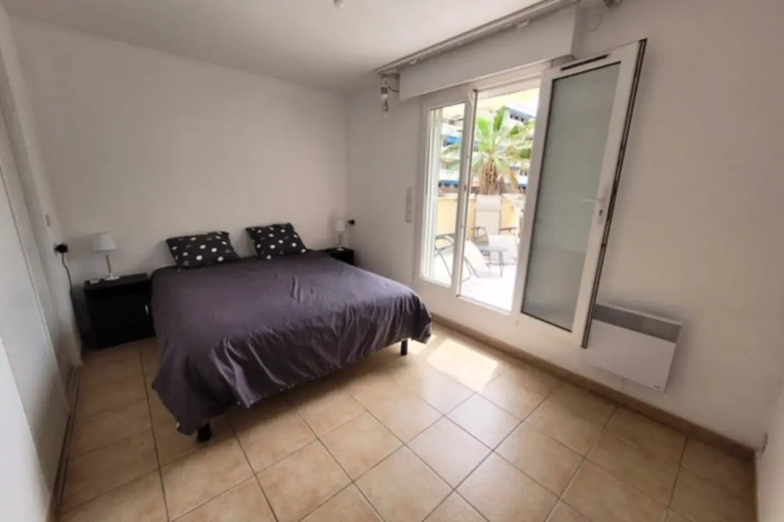 Maison Lumineuse à 300m De La Plage De Fréjus