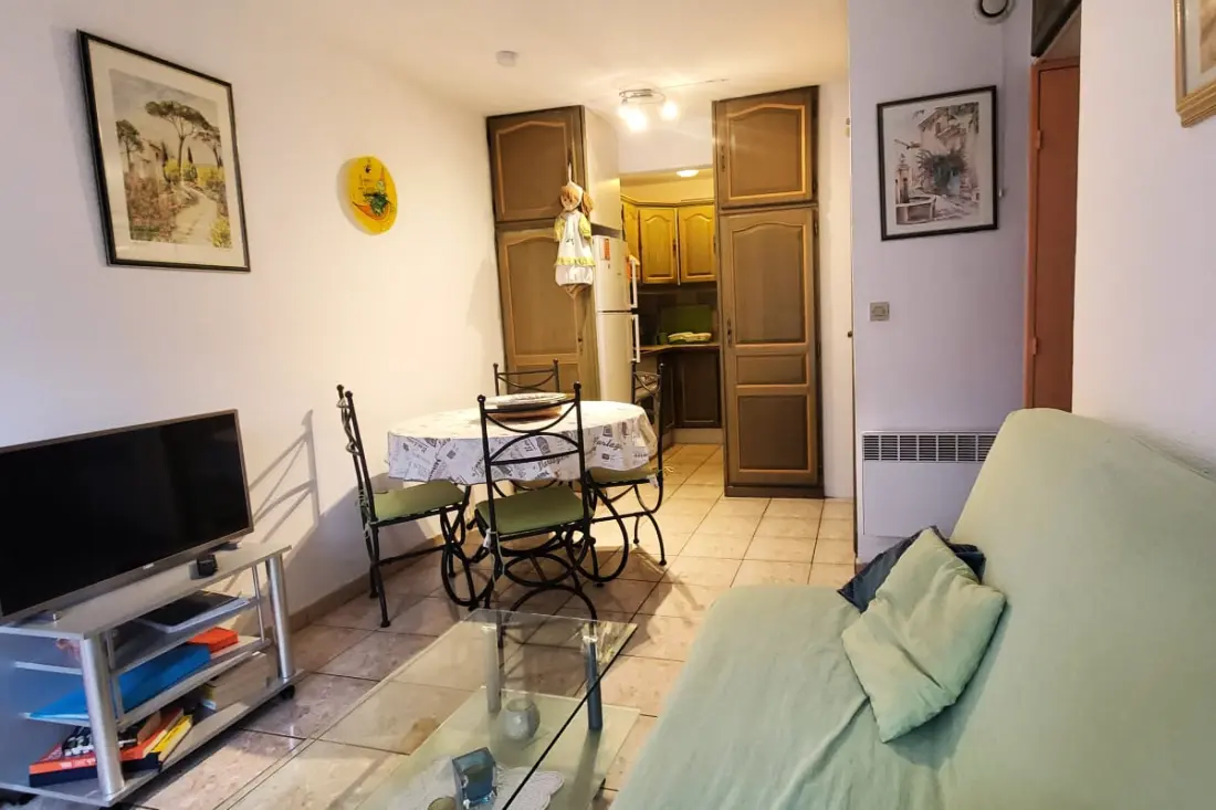 Appartement Plein Centre Avec Piscine