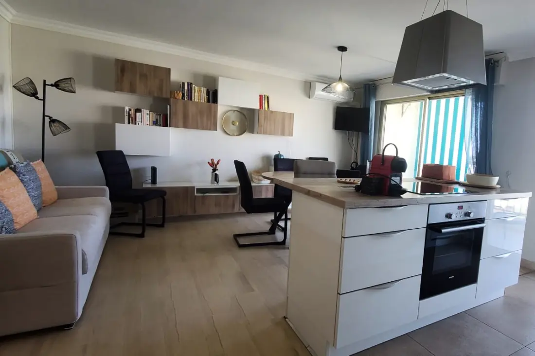 Lumineux Appartement Avec Vue Dégagée