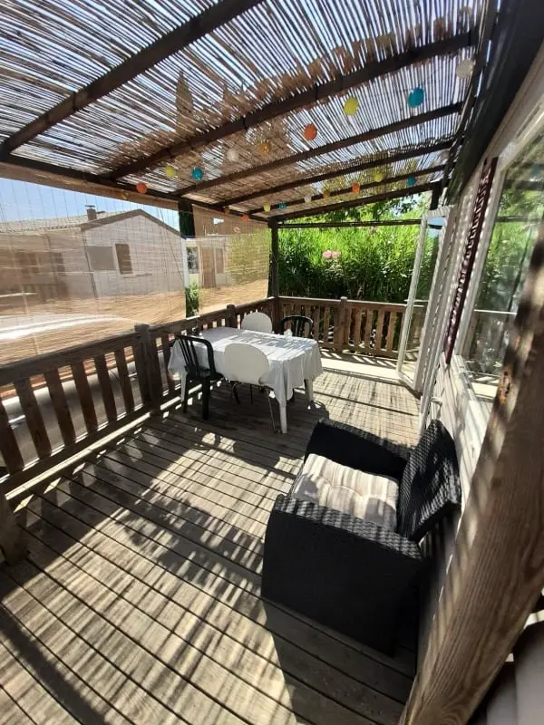Chalet Spacieux Avec Terrasse Meublée