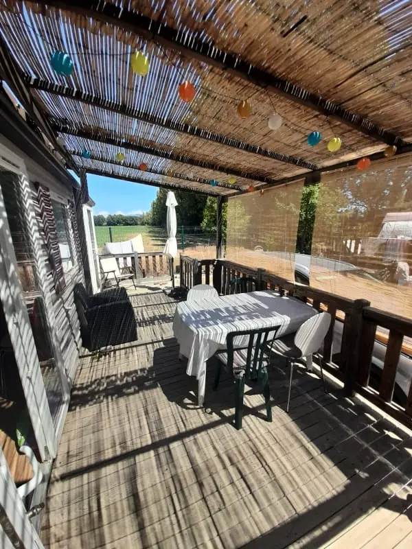 Chalet Spacieux Avec Terrasse Meublée