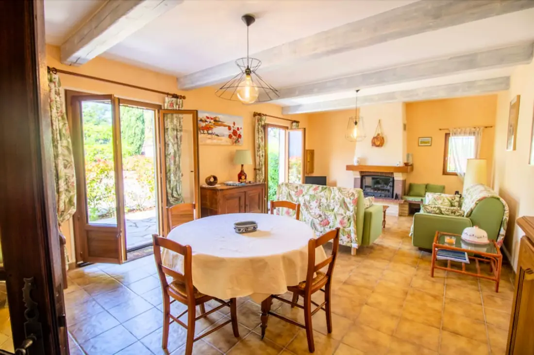Grande Maison Spacieuse à Fréjus