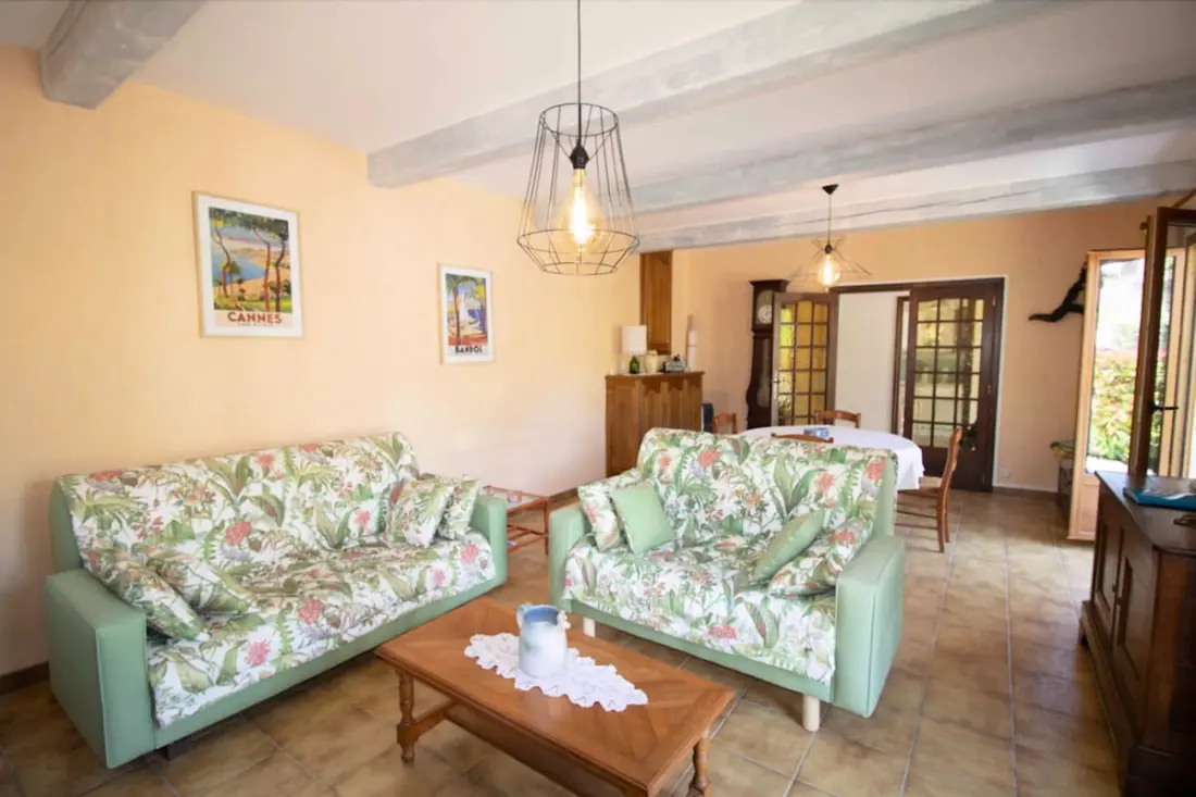 Grande Maison Spacieuse à Fréjus