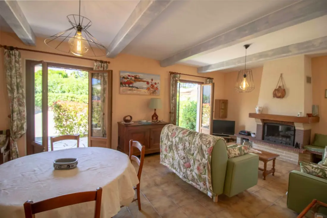 Grande Maison Spacieuse à Fréjus