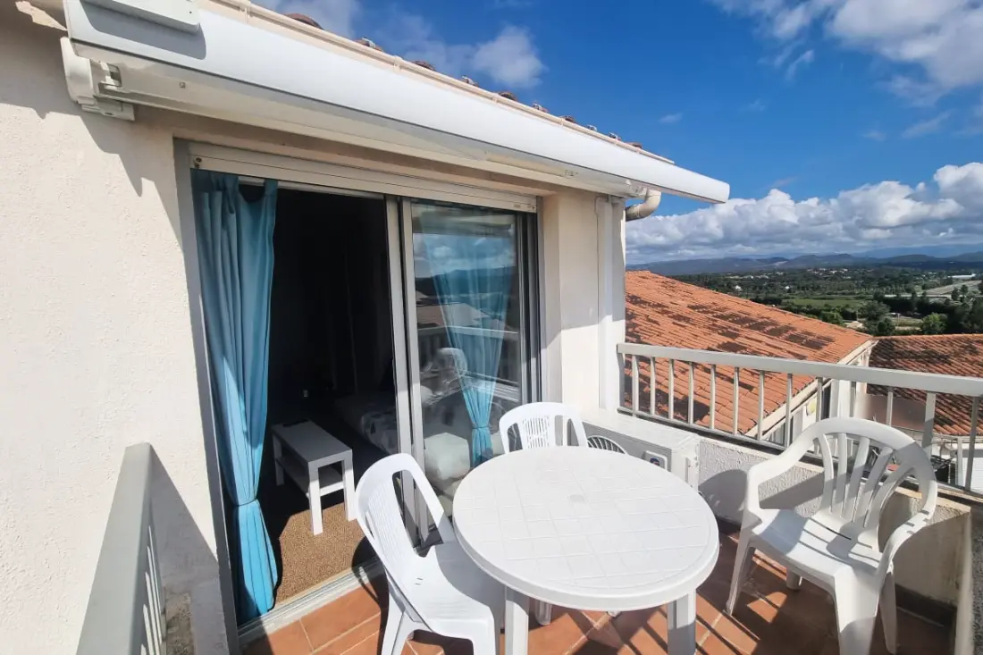 T2 Confortable Avec Piscine, Clim Et Garage